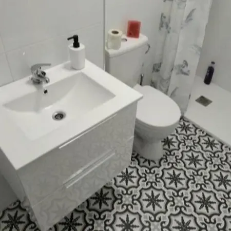 Tranquilo En El Casco Histórico Apartamento *